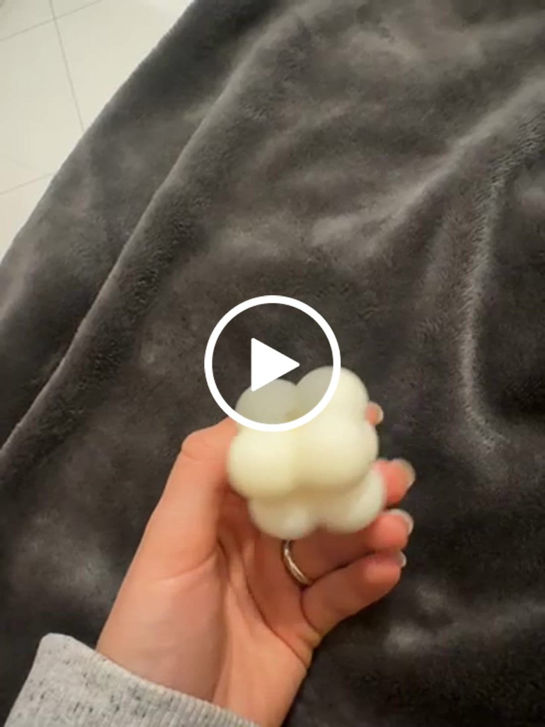 Customer video review of Fragancia SANTA'S COOKIES