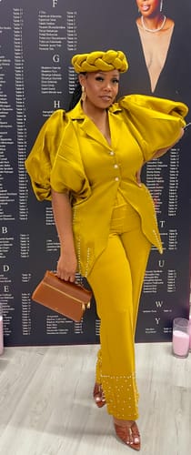 Customer photo review of Leah Blazer 3 Piece Set