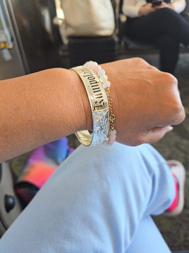 Customer photo review of 15mm Nohea Heirloom Bangle
