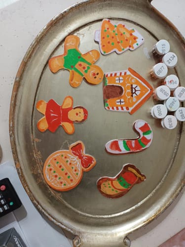 Customer photo review of 8 Christmas hangers - Gingerbread set
