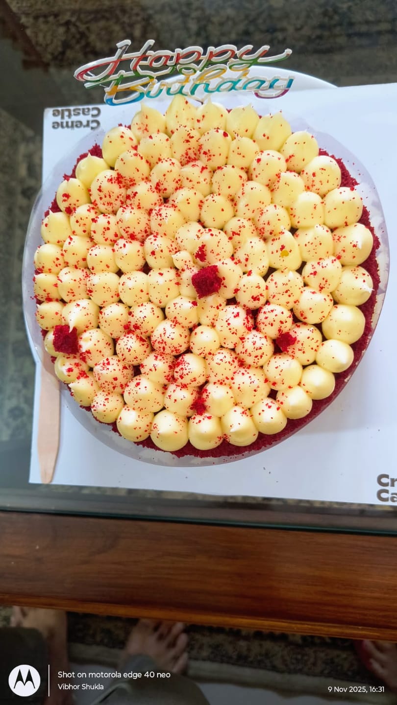 Customer photo review of Red Velvet