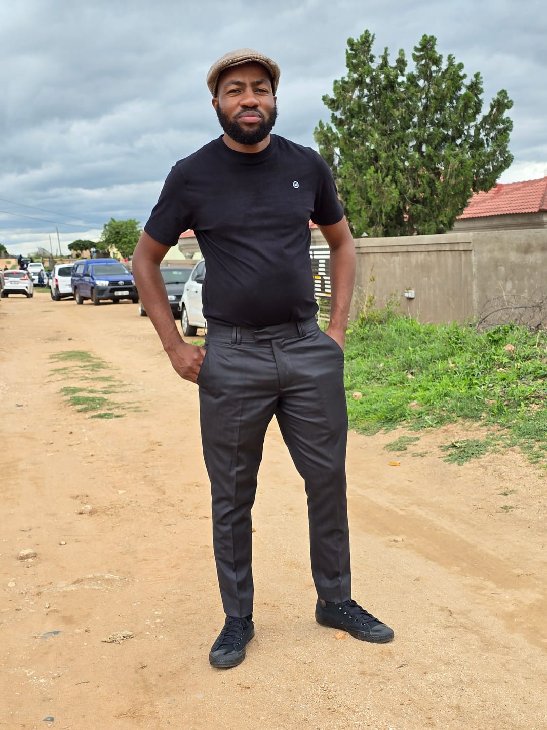 Customer photo review of V2 Helix T-Shirt Black
