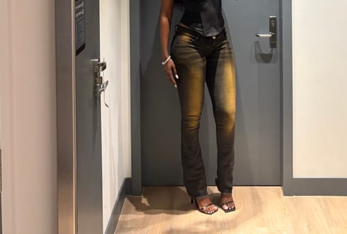 Customer photo review of Low Rise Denim (Black)