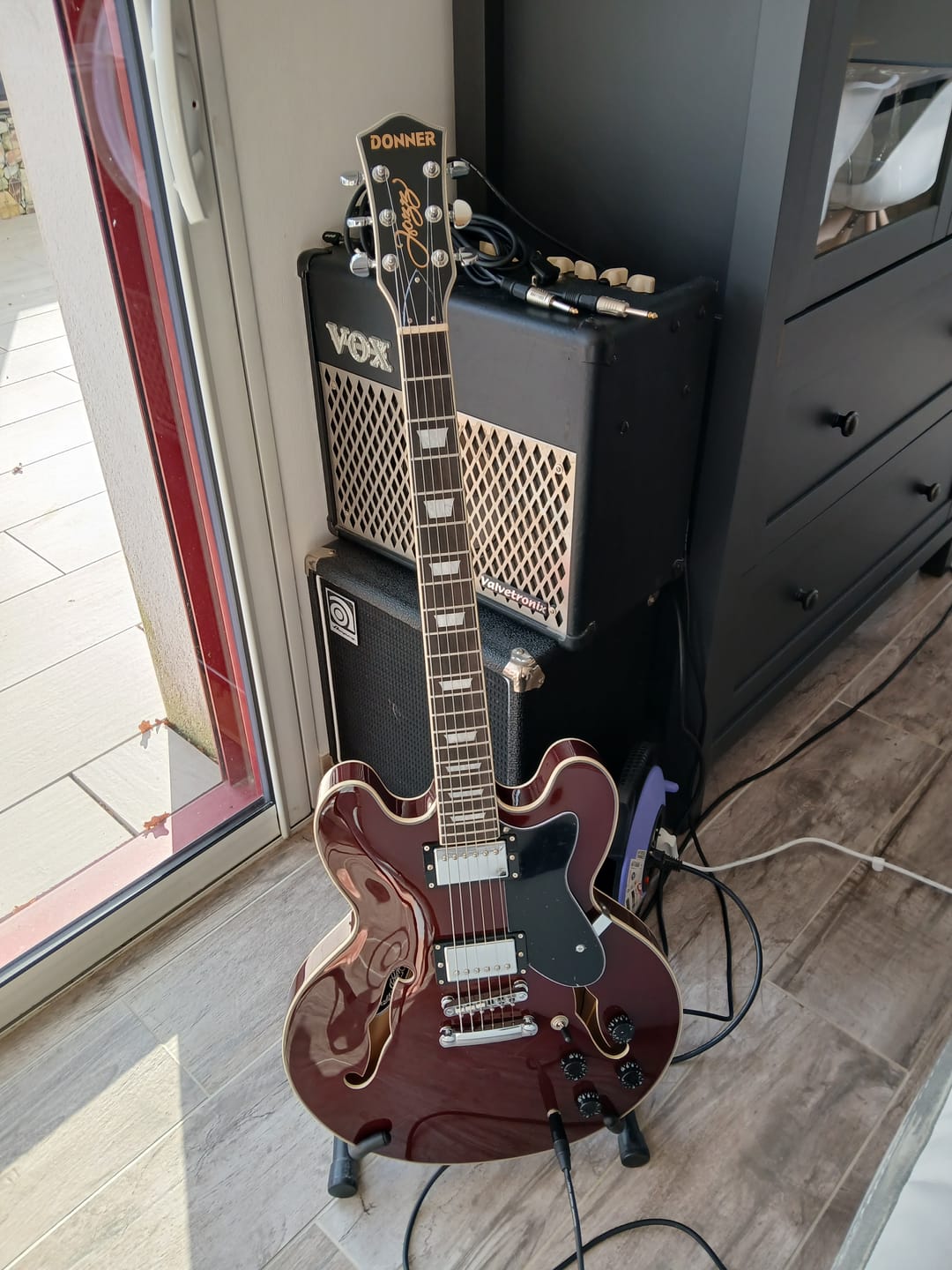 Customer photo review of Donner DJP-1000 Guitare Jazz Demi-Caisse