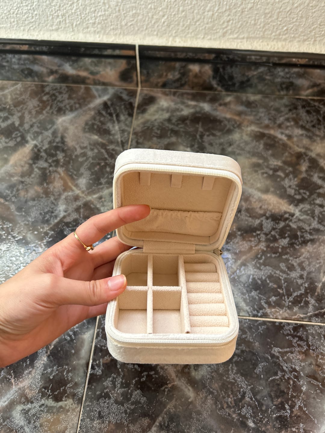 Customer photo review of JOYERO GRATIS