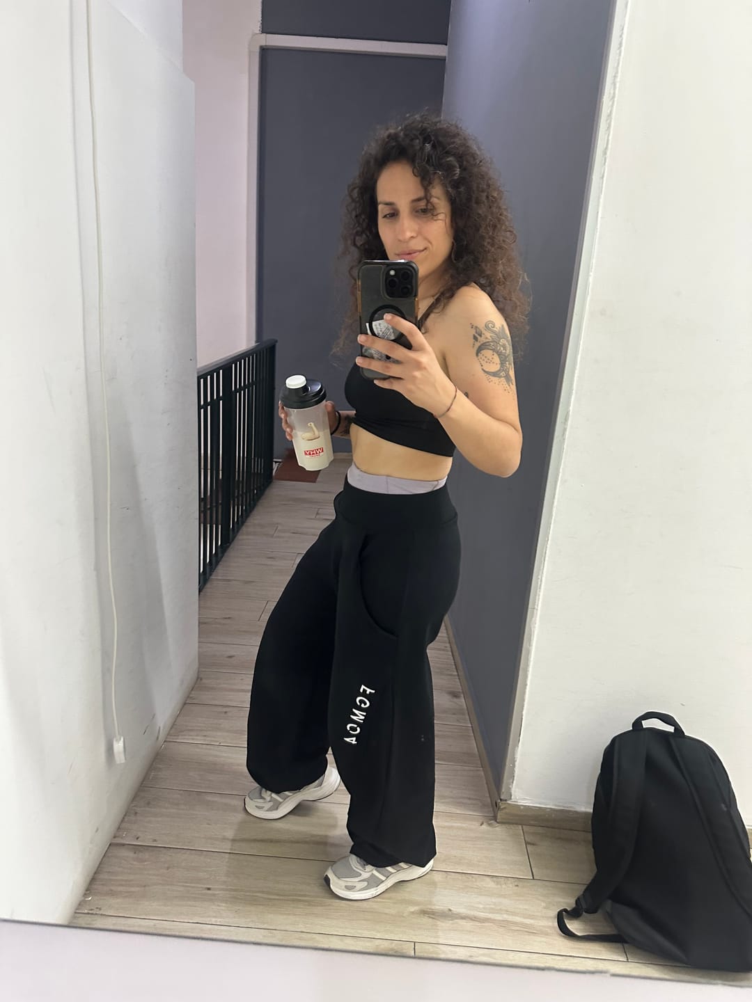 Customer photo review of Pantalone Baggy Ikonic FW 24/25 Nero