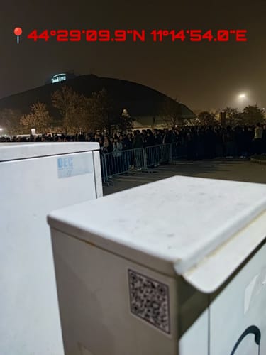 Customer photo review of Sticker Vinile Classico