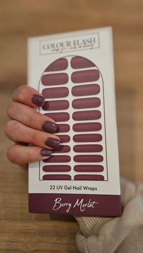 Julia K. review of UV Gel: Berry Merlot image 1 out of 1