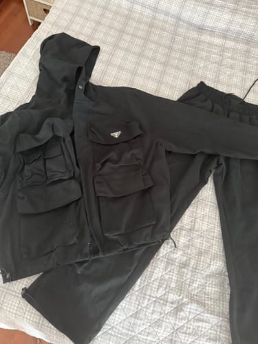 Yancarlos B. review of Coordinato Cargo Prada image 1 out of 1