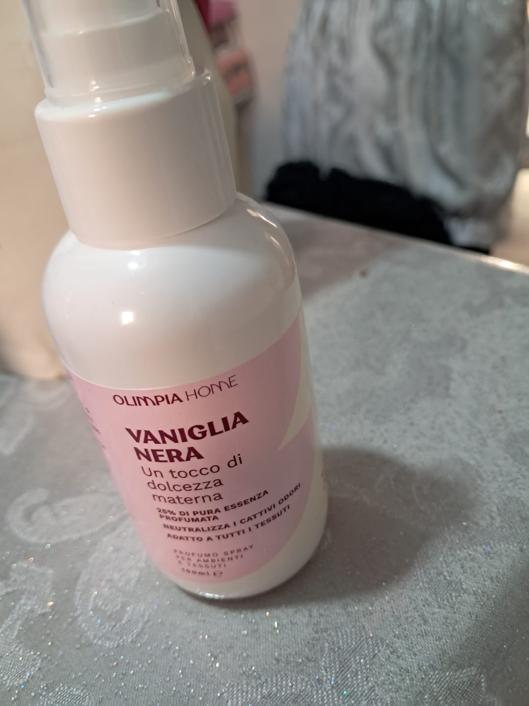 Customer photo review of Profumo spray per tessuti Vaniglia Nera ml.100