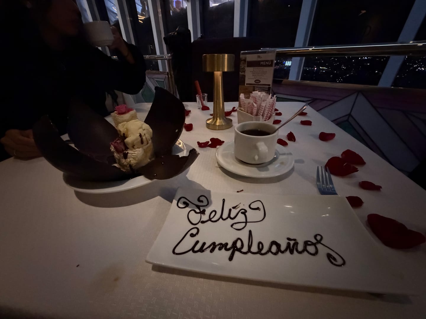Customer photo review of Mejorar postre por Esfera de Chocolate