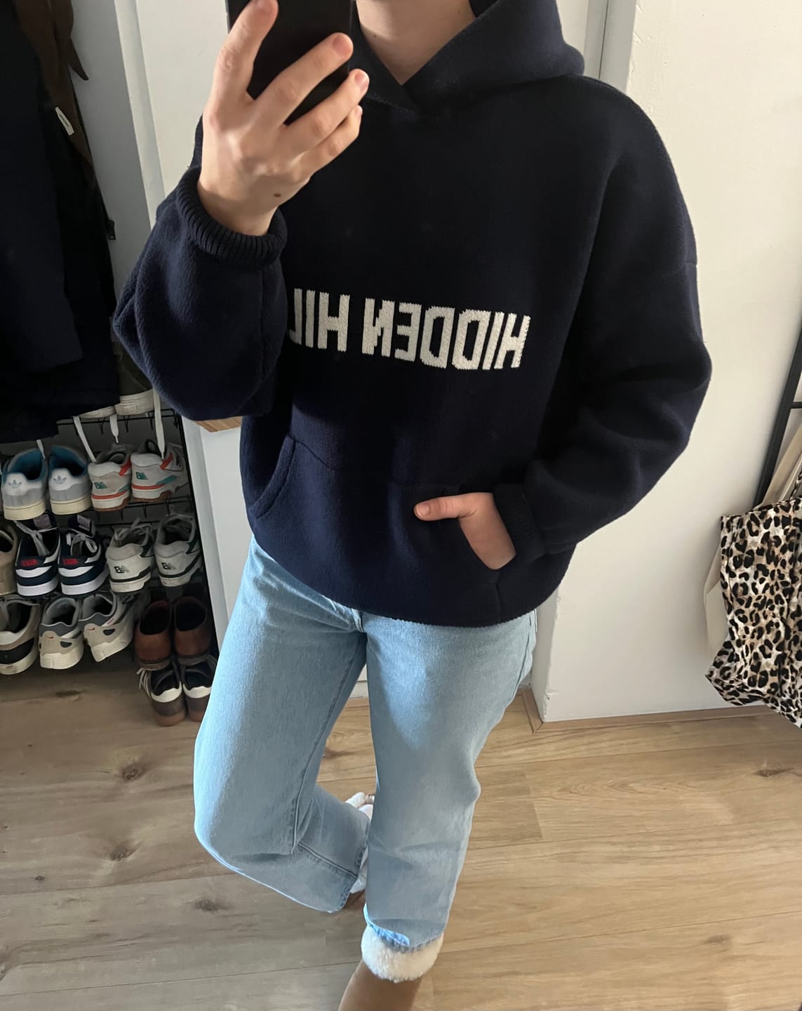Kundenbewertung mit Foto von KNIT HOODIE NAVY