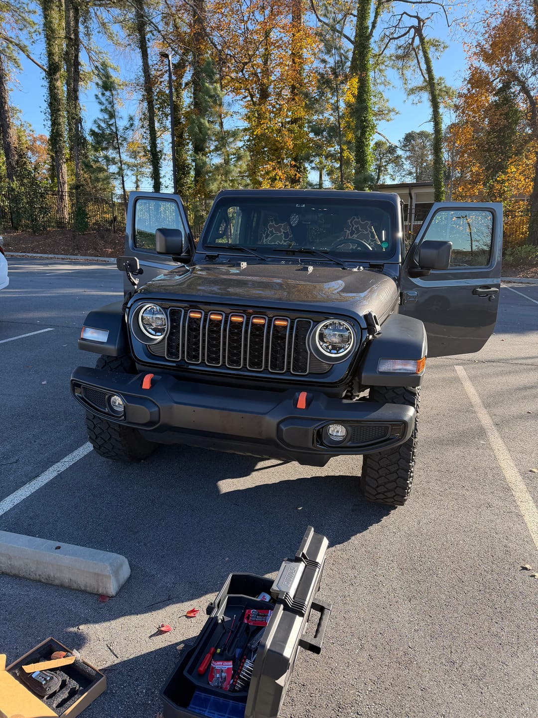 Customer photo review of Prerunner Amber/RGB Grille Lights for 24-25 JL JT Grille