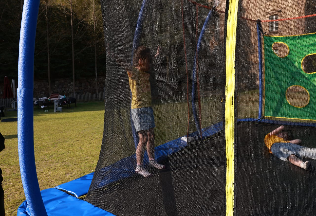 Customer photo review of 10X16FT Blue Rectangle Trampoline for children and adults with Safety net
