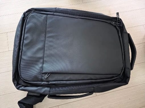 Customer photo review of Mochila de Trabalho Masculina