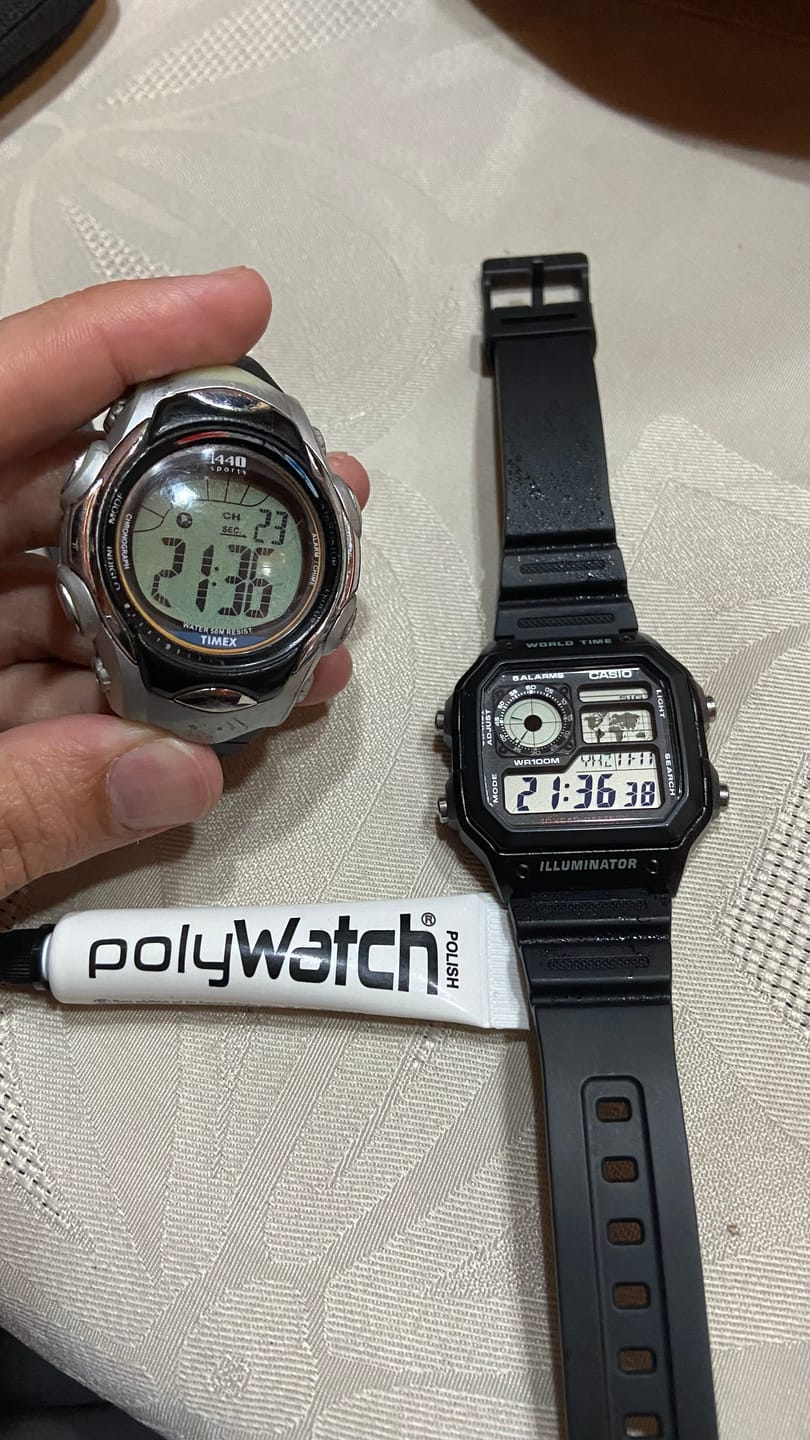Customer photo review of Polywatch Polish Plastic - ¡Limpia rayas en cristal acrílico!