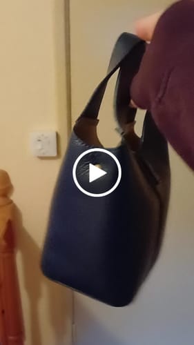 Customer video review of The Penelope Bag