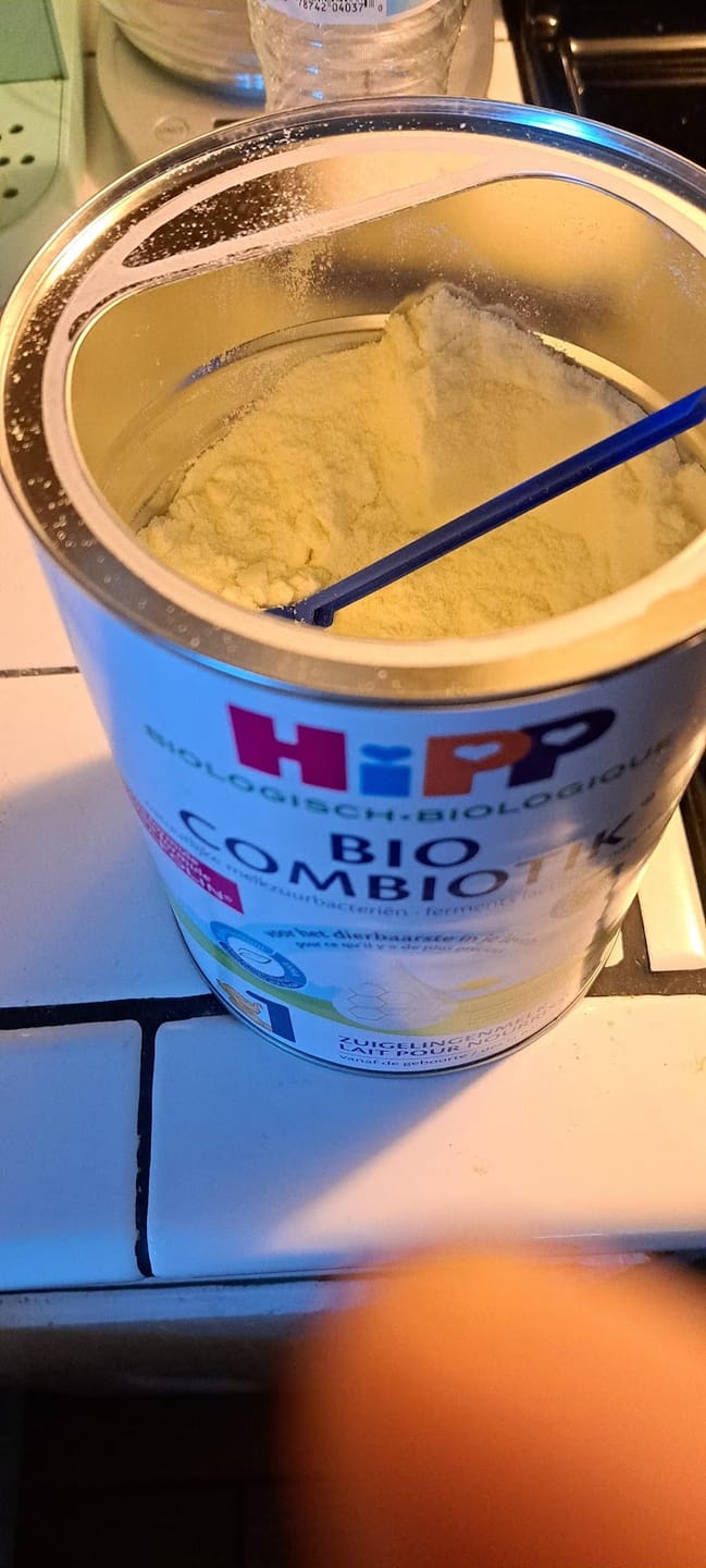 Customer photo review of HiPP Dutch Stage 1 Organic Combiotic Baby Formula 800g