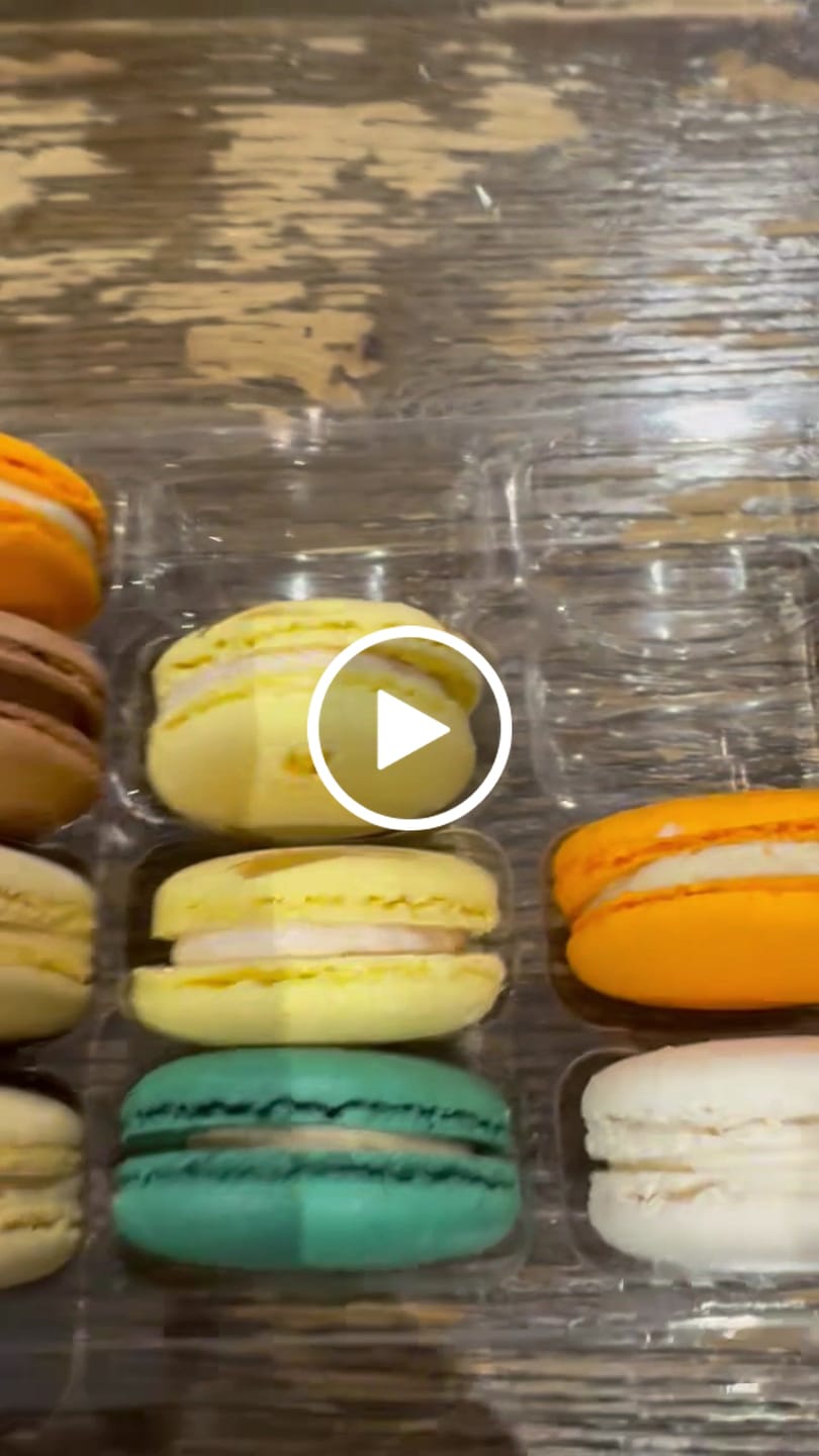 Customer video review of The Glow Box™ - Multi-Color