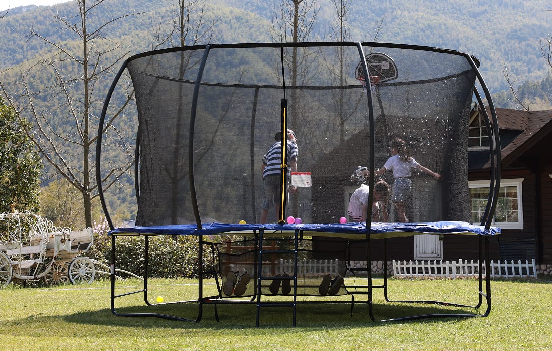 Customer photo review of 14FT BLUE Trampoline 14ft 1500Lbs Round Trampoline with Basketball Hoop