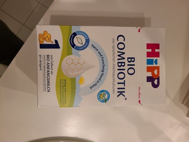 Customer photo review of HiPP German Stage 1 Organic Combiotic Baby Formula 800g