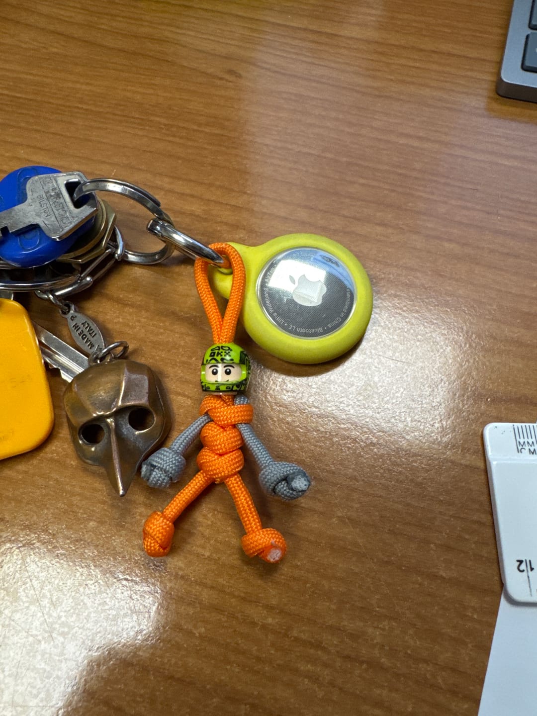 Customer photo review of Limited Edition 2025 Lando Norris Racing Paracord Buddy Keychain