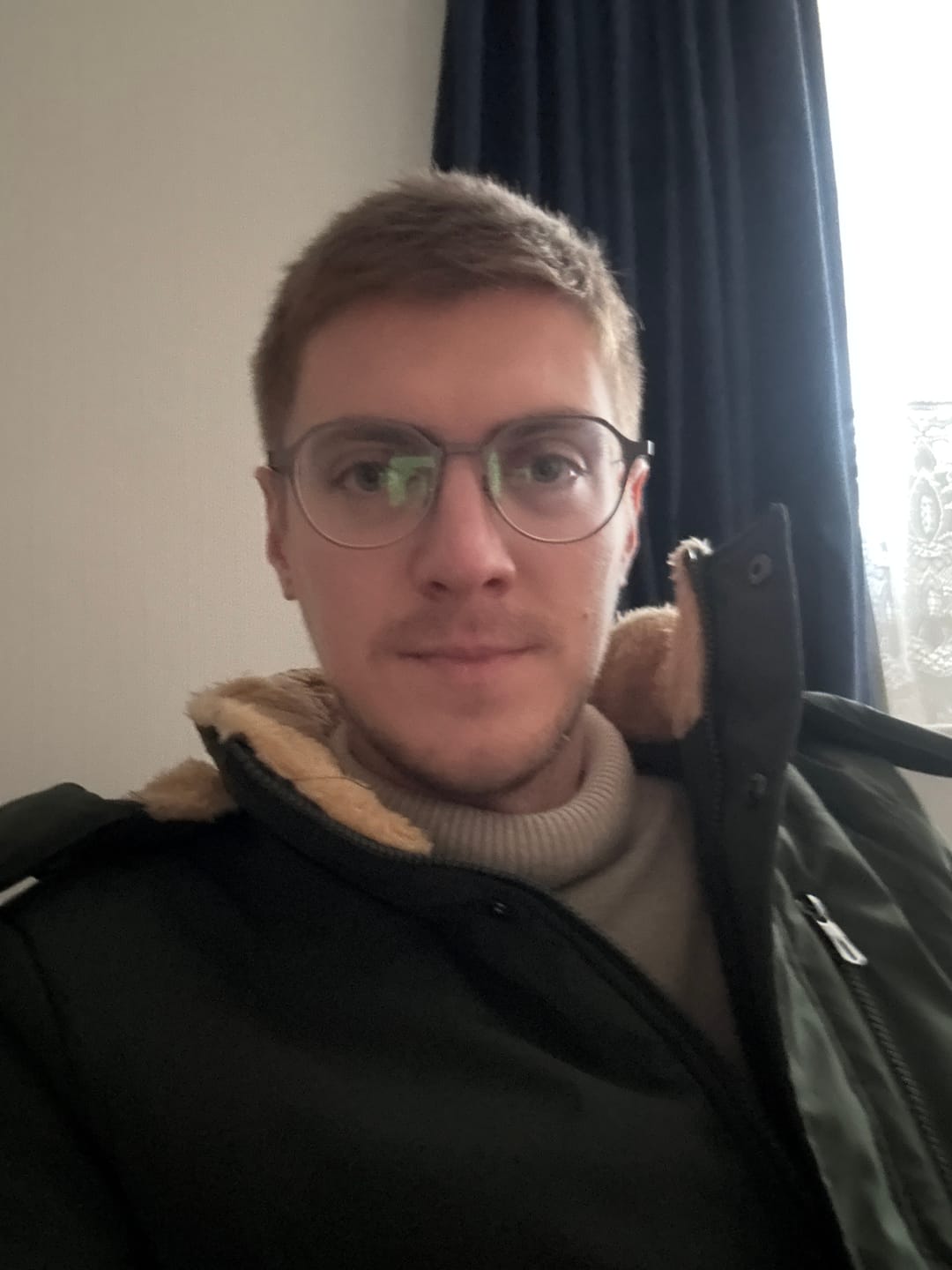 Customer photo review of Calvin | Oval Titanium Magnetic Clip-on Eyeglasses Sunglasses | ZanyLen