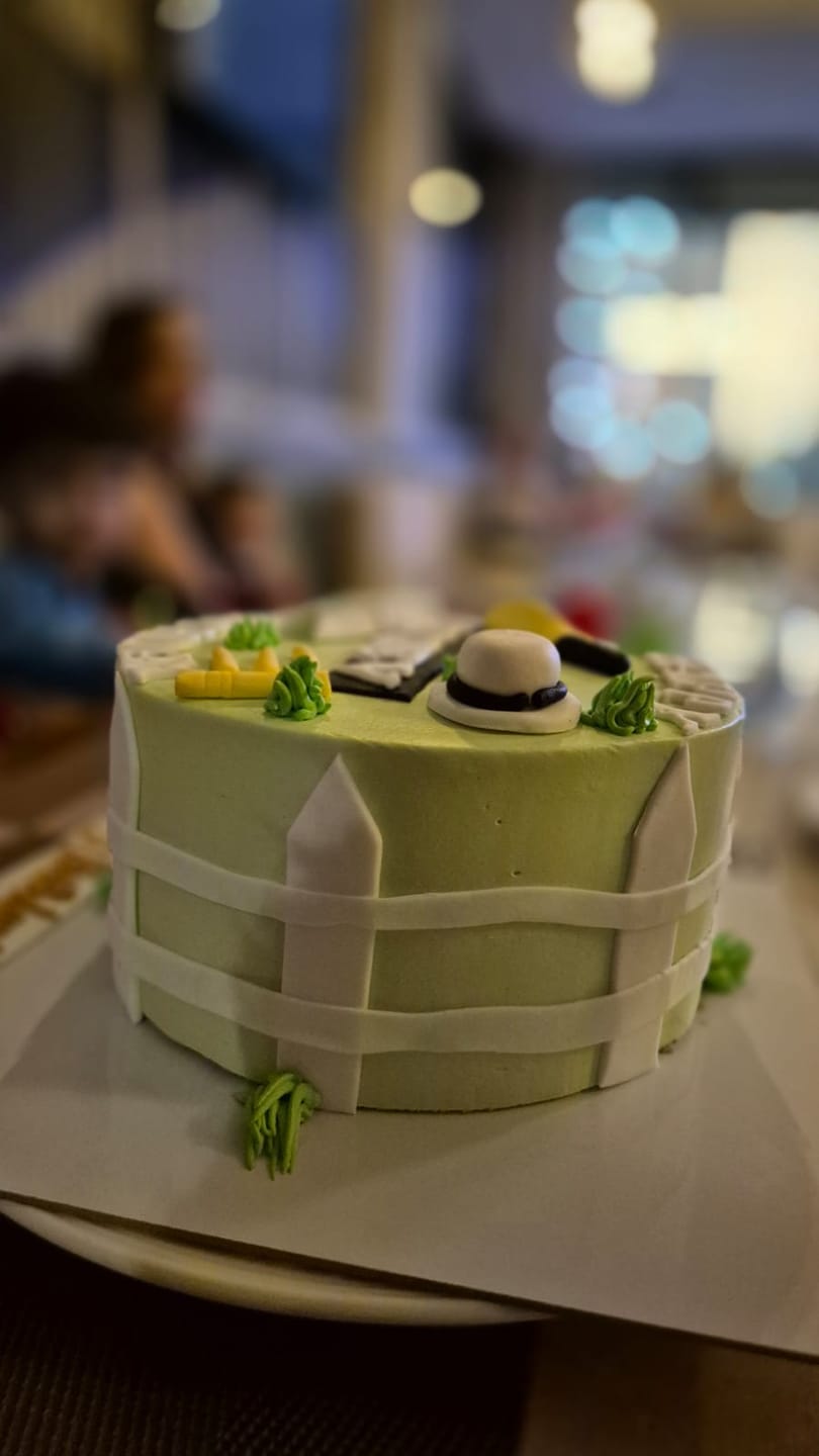 Customer photo review of Cricket Lover Cake