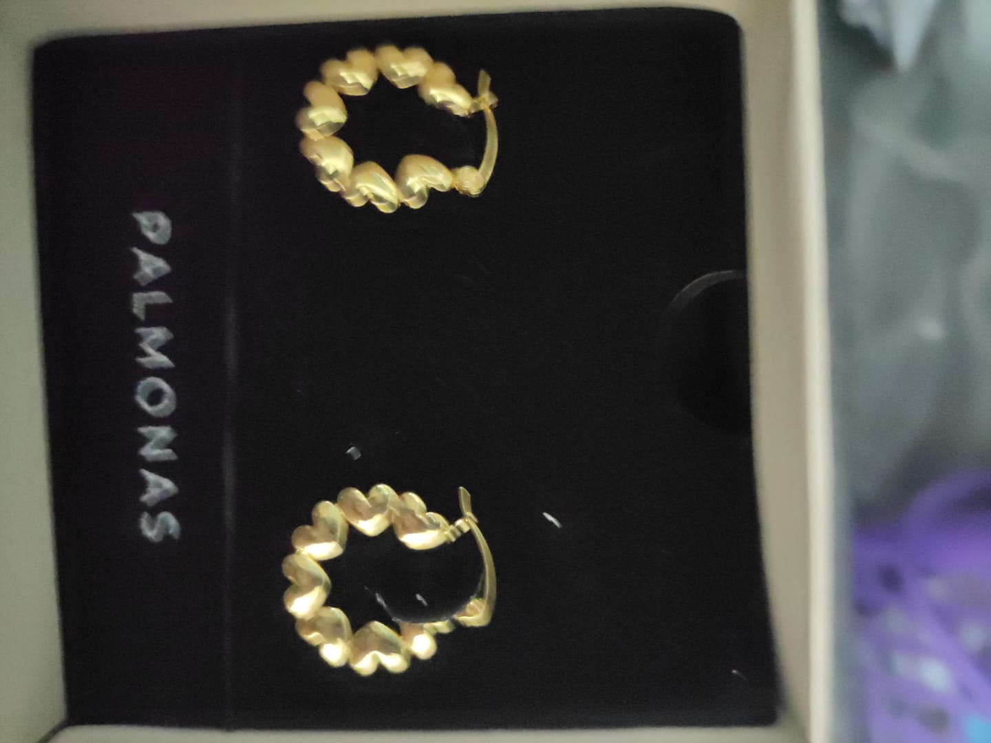 Customer photo review of Heart Link Hoop Earrings