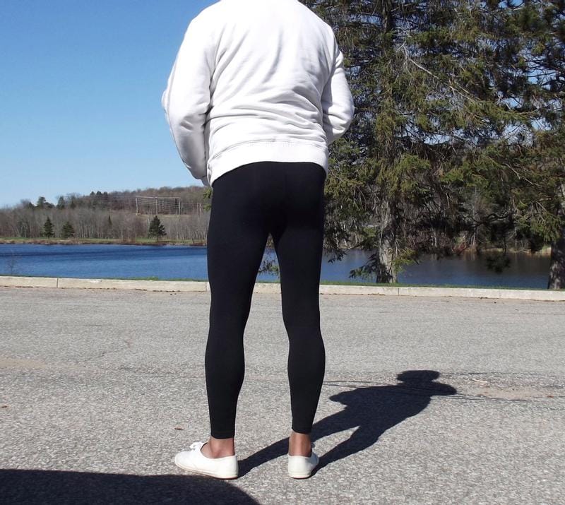 Customer photo review of The Essentials Legging / Black