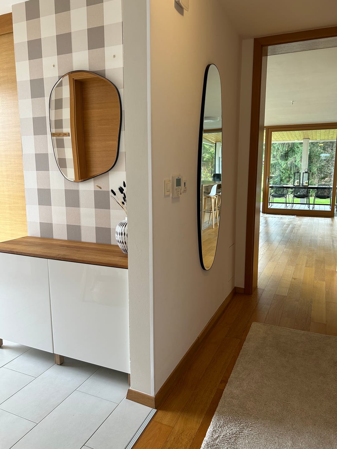 Customer photo review of Flint Mirror | Multiple Sizes
