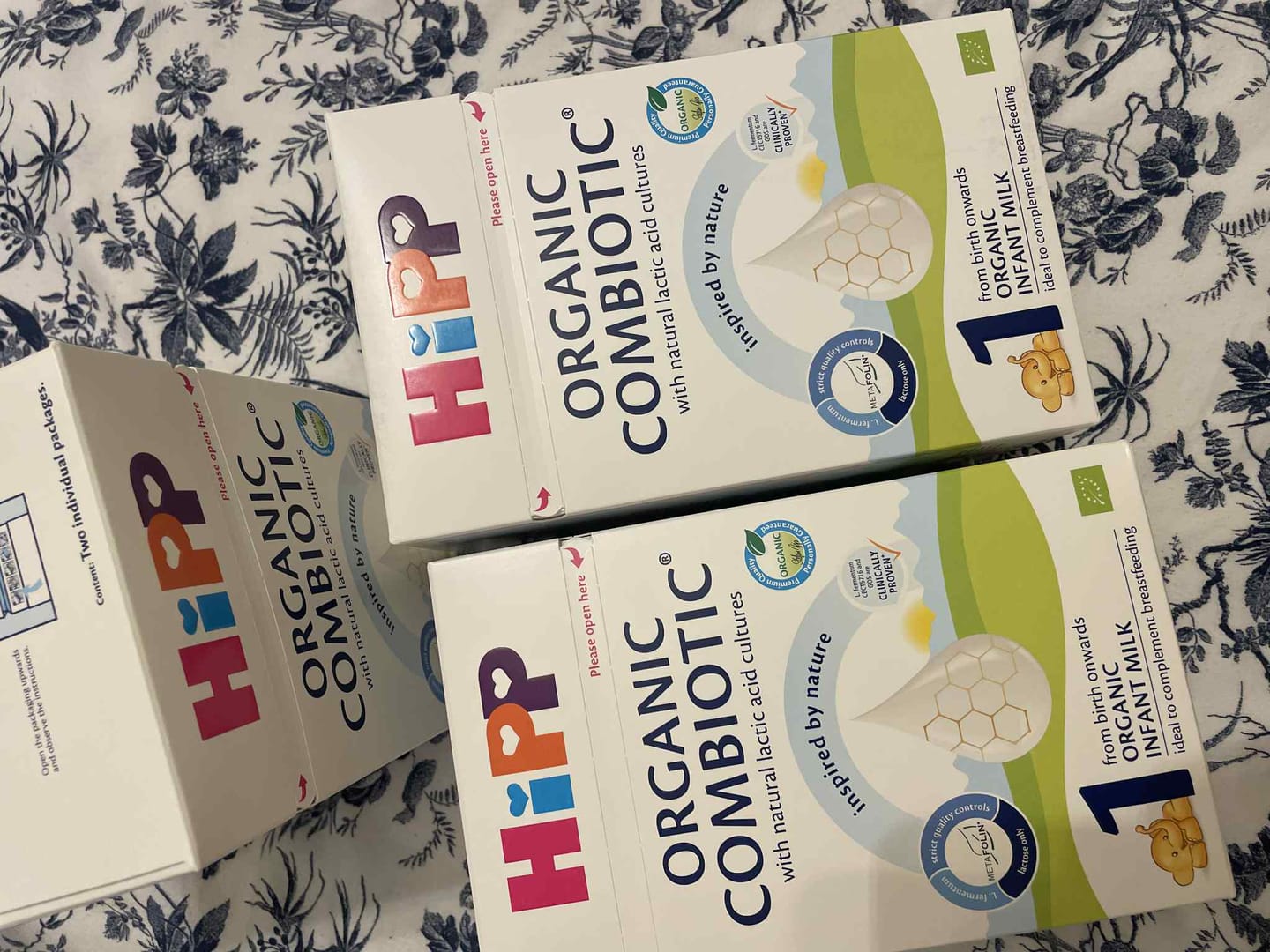Customer photo review of HiPP German Stage 1 Organic Combiotic Baby Formula 800g