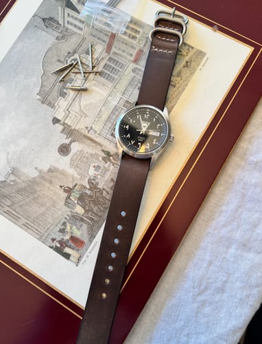 Customer photo review of W.O.E. Leather Single Pass Strap