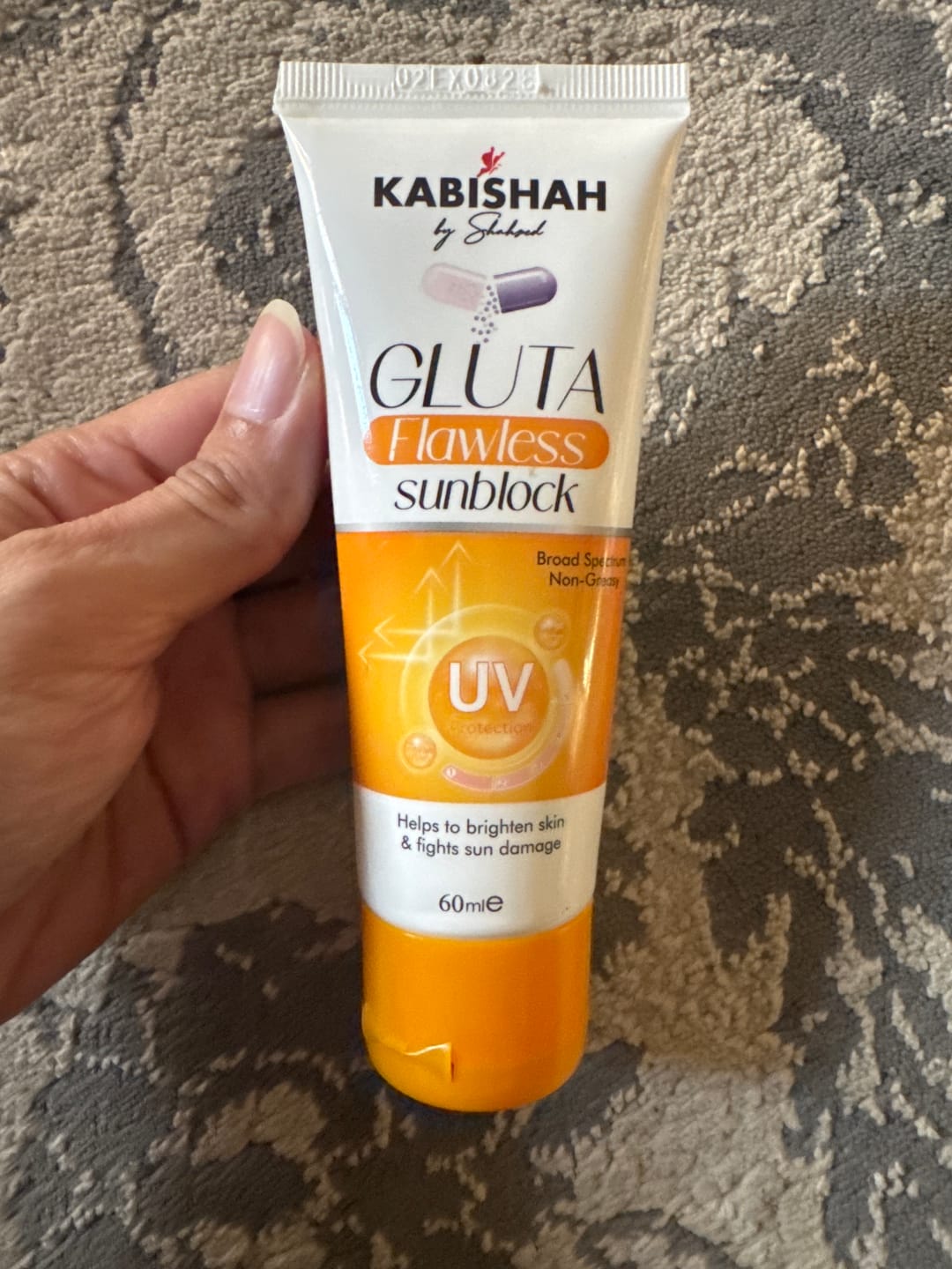 Customer photo review of Gluta Flawless Sunblock