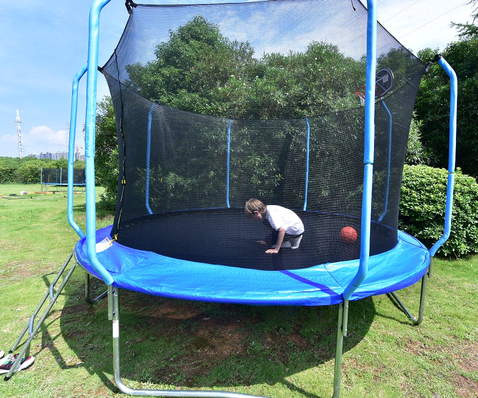 Customer photo review of 12FT Blue Heavy-Duty round Trampoline With Basketball Hoop For Fun