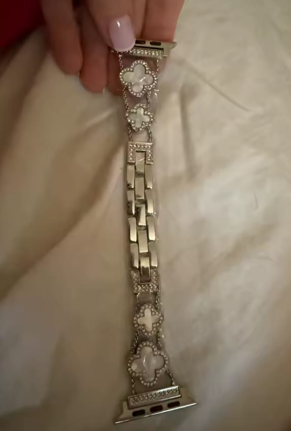 Customer photo review of Diamond Clover Strap for Apple Watch