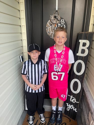 Customer photo review of Custom Pink White Classic Sets Sports Uniform Basketball Jersey