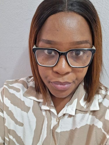 Customer photo review of 5X5 OMBRE CHOC BROWN VIETNAMESE SDD BONE STRAIGHT WIGS
