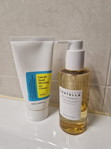 Customer photo review of SKIN1004 - Huile démaquillante Centella Madagascar - 200ml