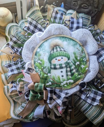 Customer photo review of Moss-Sage-Mint Varied Stripe Mesh, 10"X10Y XB254210-08