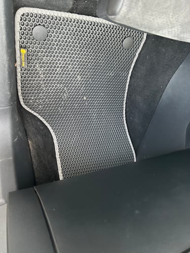 Customer photo review of Dywaniki samochodowe na zamówienie - Przód i tył