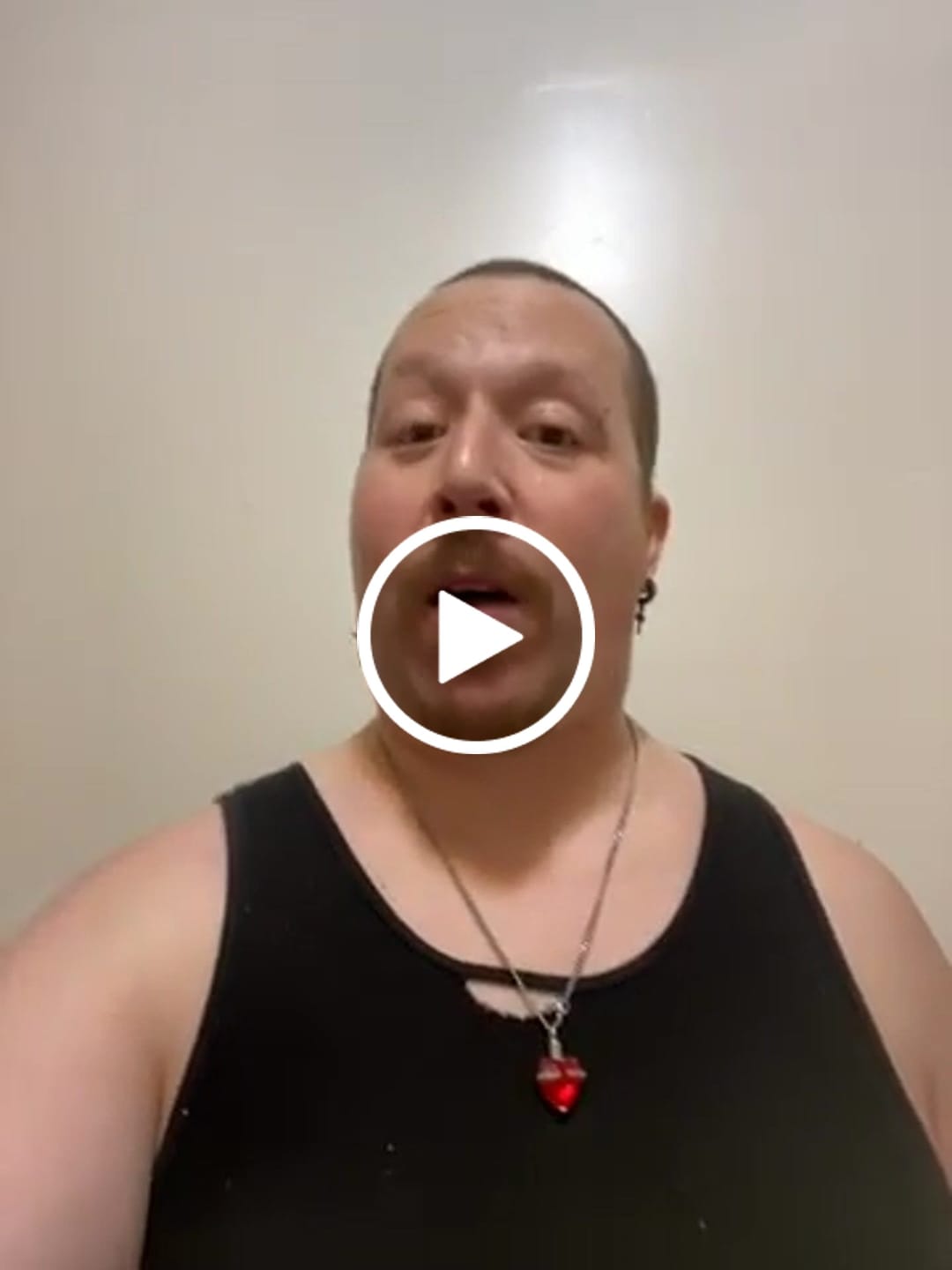Customer video review of CubeJet Portable Bidet