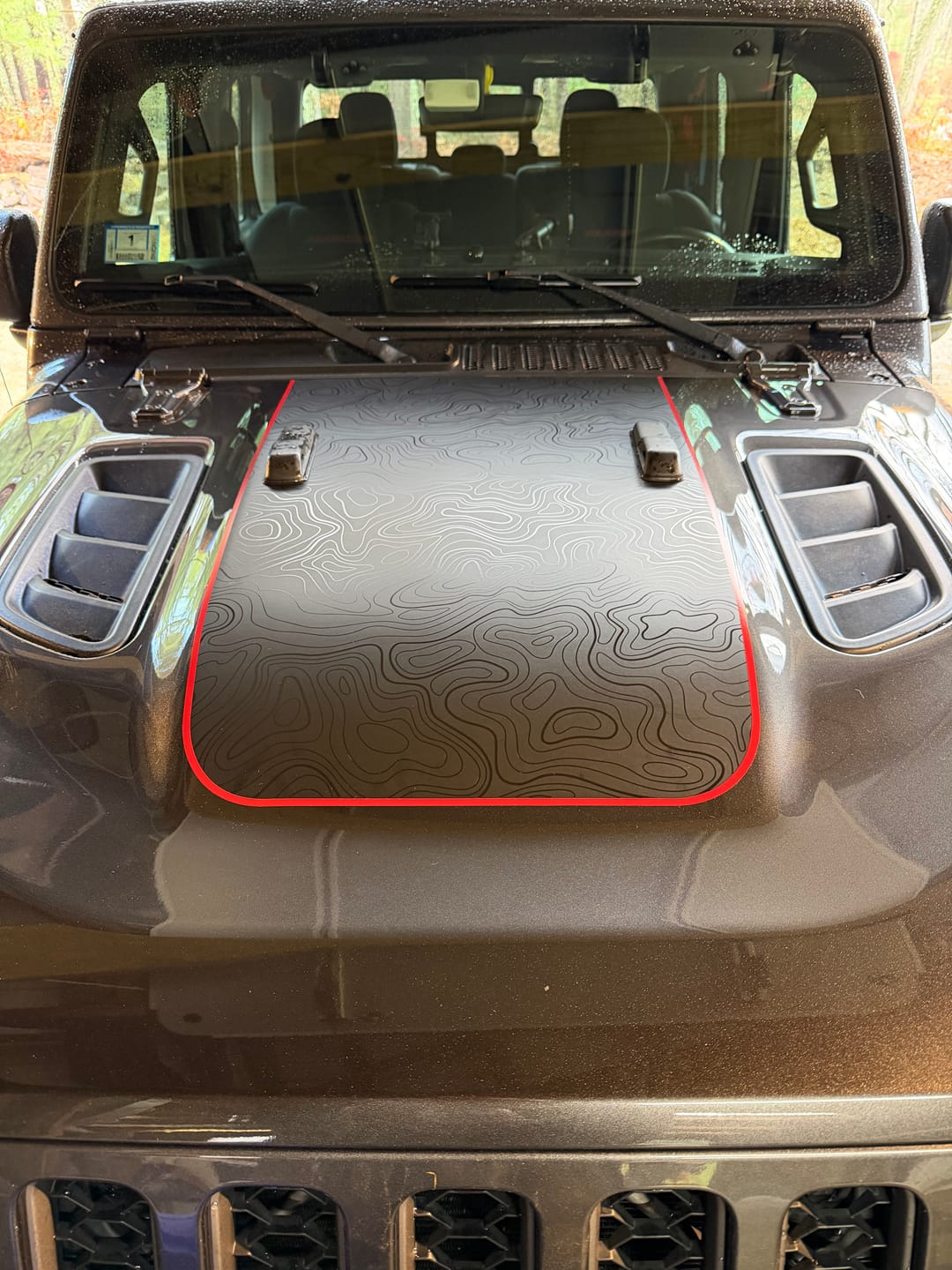 Customer photo review of Hood Graphic for RUBICON | Black Topo - fits Wrangler JL & Gladiator JT