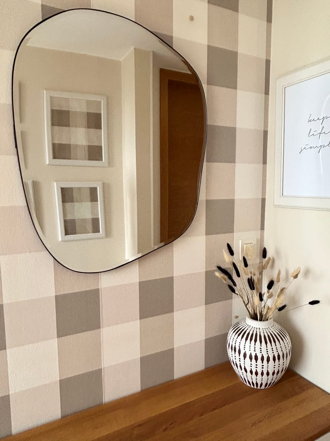 Customer photo review of Flint Mirror | Multiple Sizes