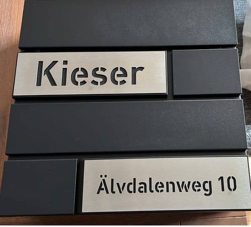 Customer photo review of Absenkautomatik für Briefkastendeckel