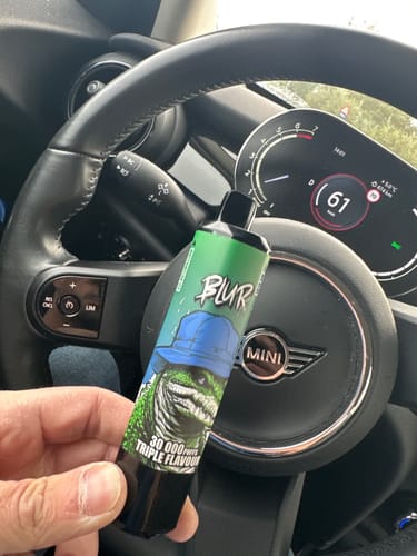 Customer photo review of Blur 30000 - Puff Jetable / Vape Disposable 2% Nicotine - Triple Saveurs