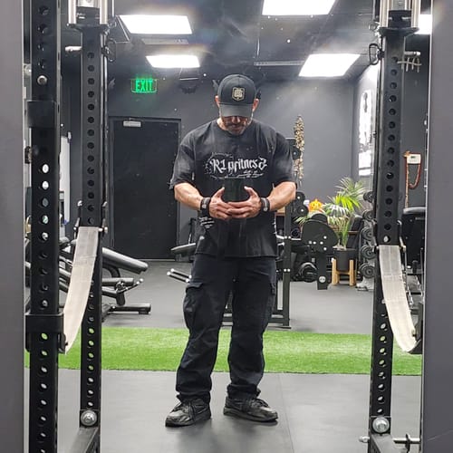 Customer photo review of Faith Over Fear Vintage Oversized Tee – King of Kings Collection | R1PFitness