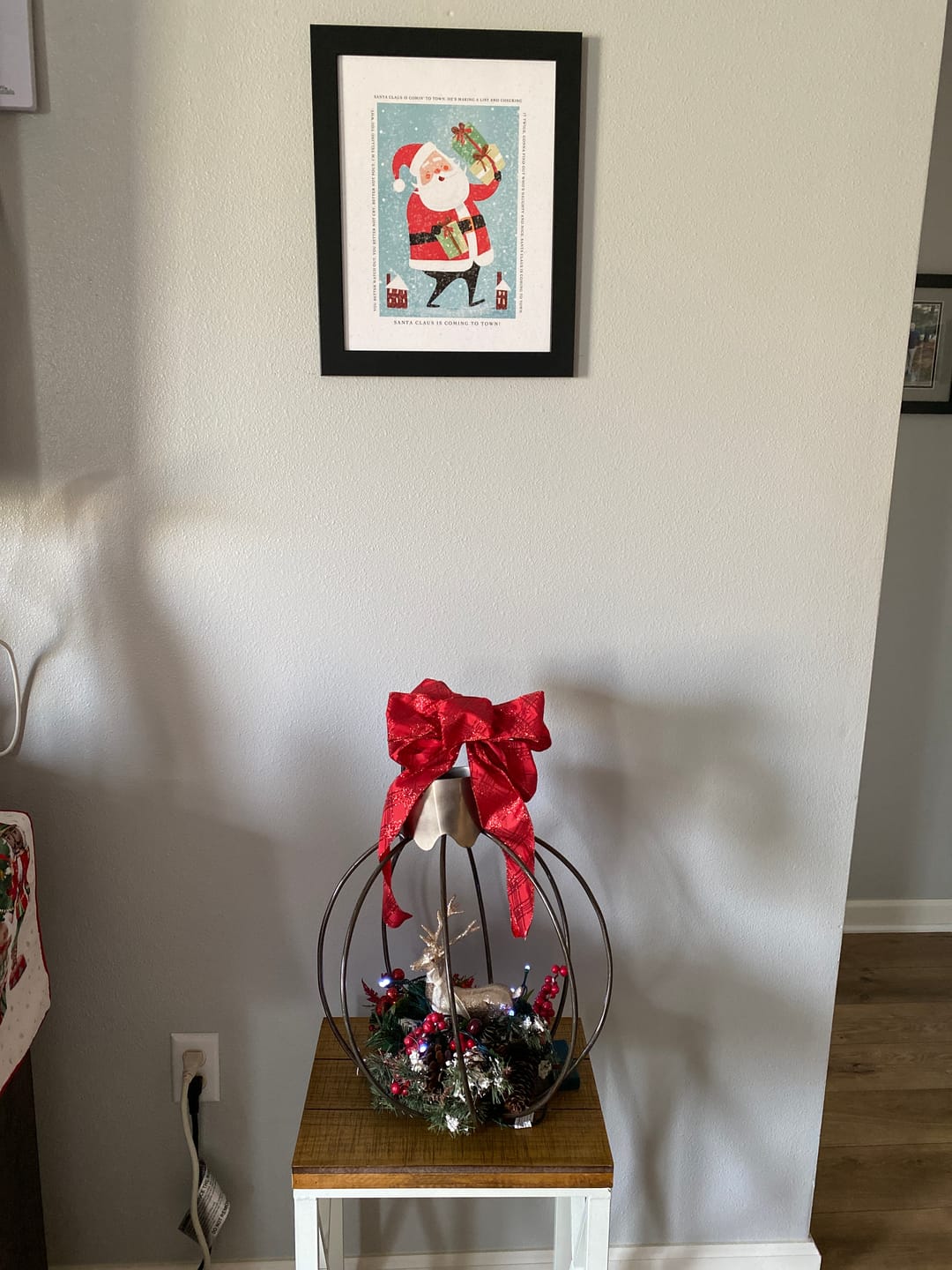 Customer photo review of Santa Clause Is Coming to Town! by Summer Snow SN393