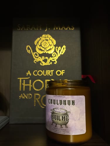 Customer photo review of Cauldron Boil Me | Sarah J Maas | ACOTAR Candle