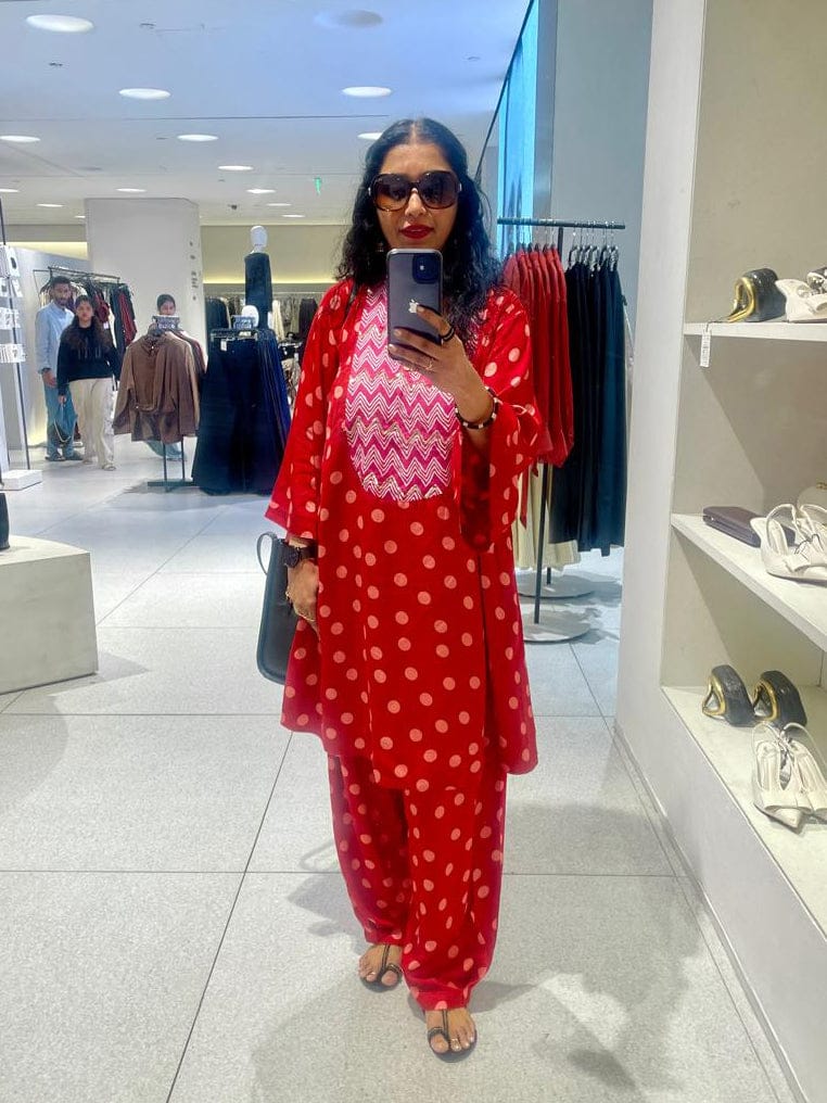 Customer photo review of Set of 2 - Laila Kurta Salwar Set